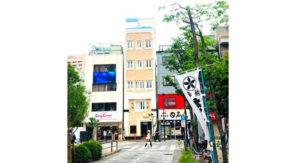 御茶ノ⽔駅徒歩1分　駅至近で視認性良好！1階路面で集客見込◎居抜き物件